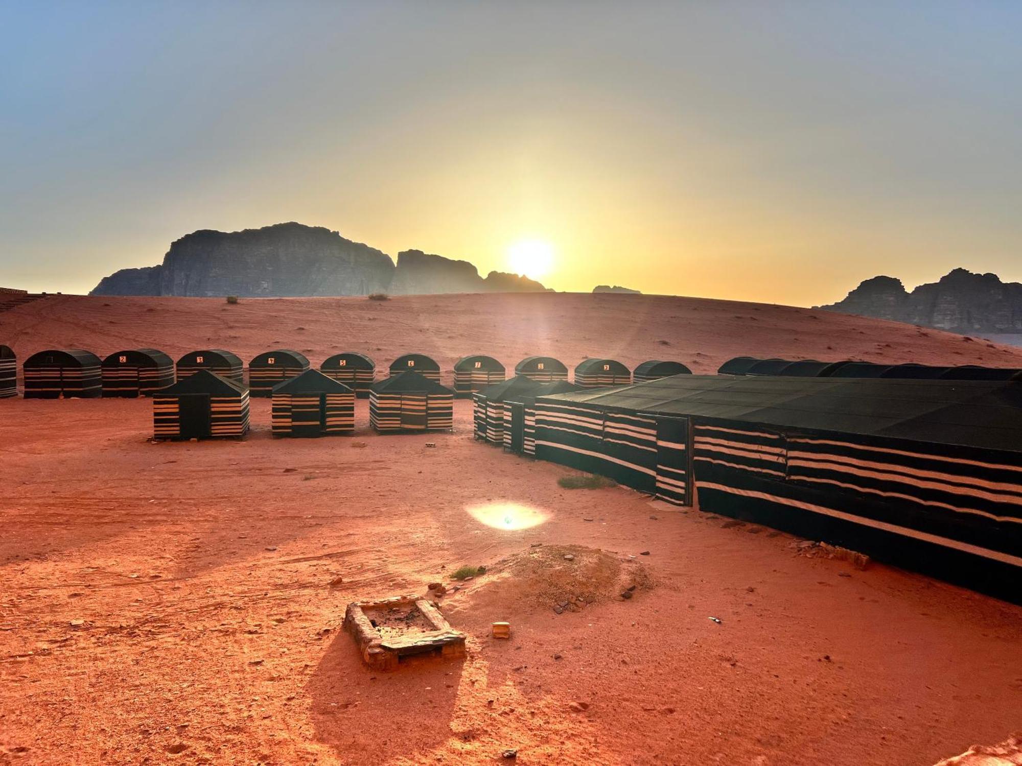 Bedouin Traditions Camp 瓦迪拉姆 外观 照片