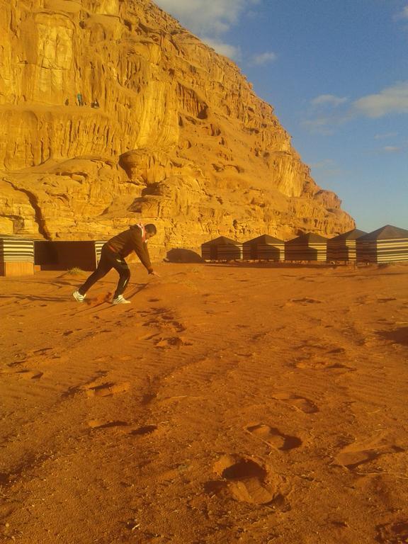 Bedouin Traditions Camp 瓦迪拉姆 外观 照片